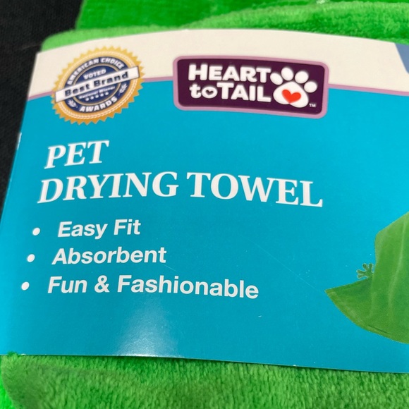 Dog drying towel frog - Picture 4 of 5